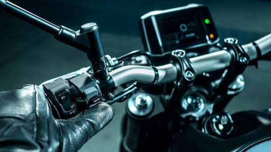 Шины Bridgestone выбраны для комплектации нового мотоцикла Yamaha MT-09